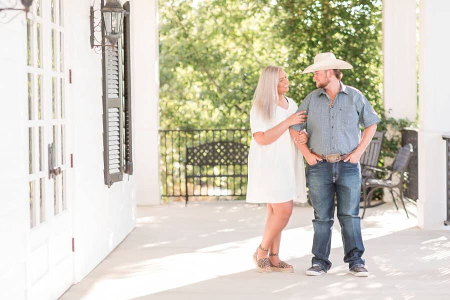 Couple take engagement photos at Kendall Point